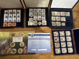 5 Medaillen Sets in Münzkassetten