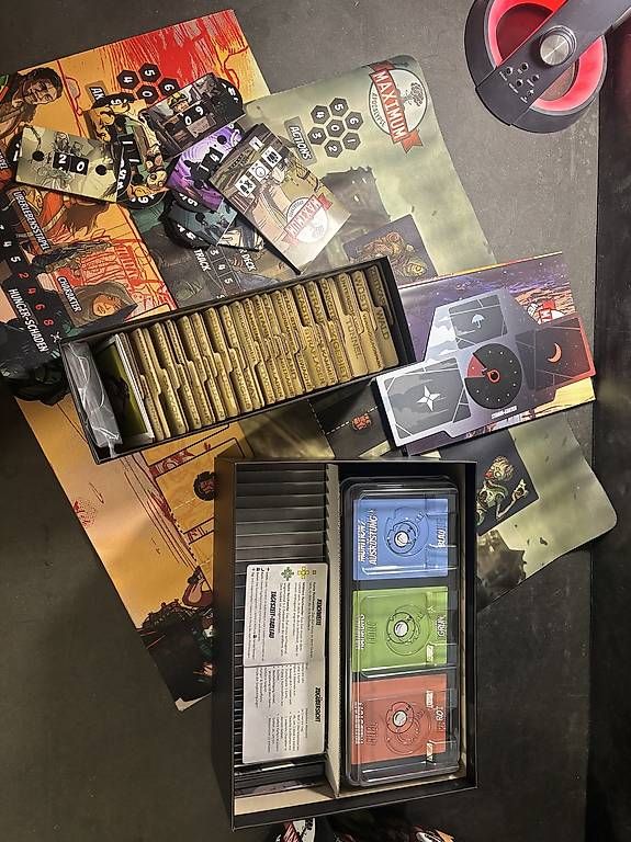 Jeux: Maximum Apocalypse mit Erweiterungen und Inlay – D'occasion à Trogen par Rico-Mittelholzer 3