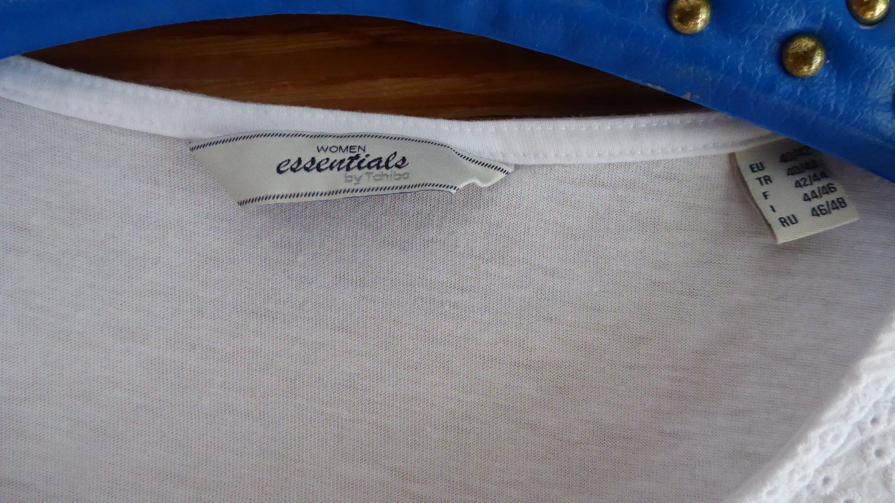 T-shirt: Schönes Tshirt Gr 42 essentials TCM – Usato da Sargans venduto da Benziner 2