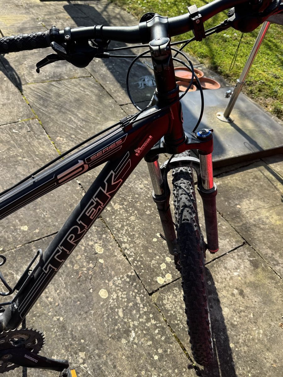 Trek Biciclette: Mountain Bike Trek Size S ab CHF 1!! – Usato da Adliswil venduto da synsolus 5