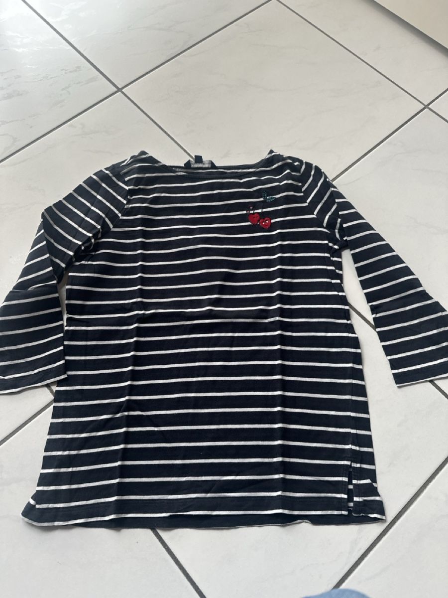 Maglioni & Felpe: French Connection Pullover blau-weiss Gr.S – Usato da Wileroltigen venduto da torro11