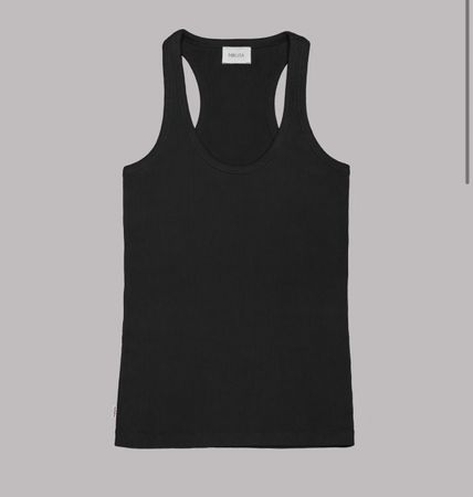 Mikuta black ribbed top tank