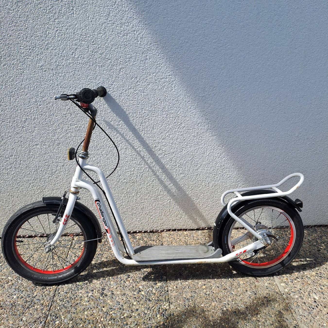 Puky Véhicules pour enfants: Tretroller "Trottinett" – Défectueux à Thierachern par lukwill