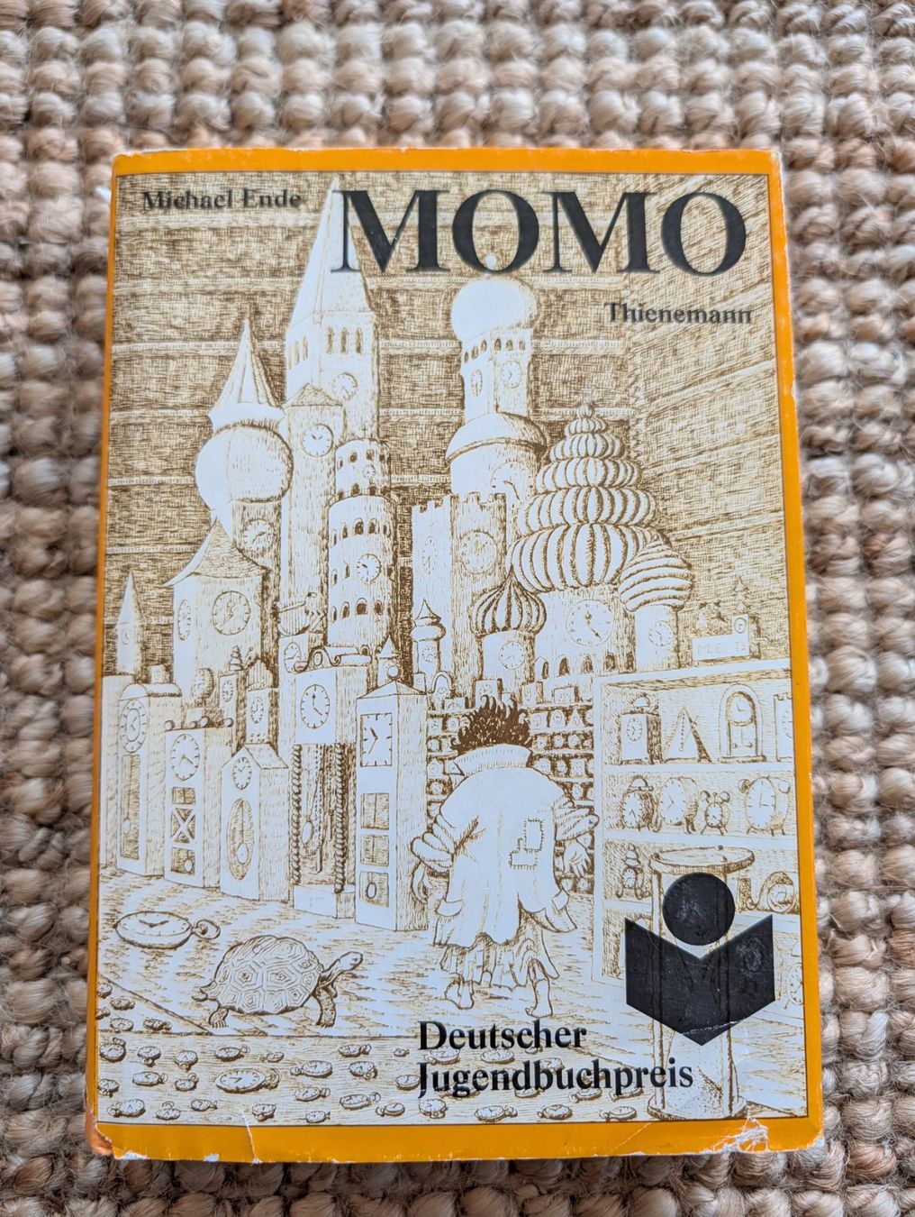 Libri: Buch Momo von Michael Ende – Usato da Nänikon venduto da Haexli_70
