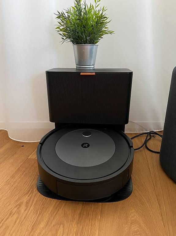 Irobot Aspirapolveri & Accessori: Roomba j7+ Graphite – Usato da Buochs venduto da sch_5tpg