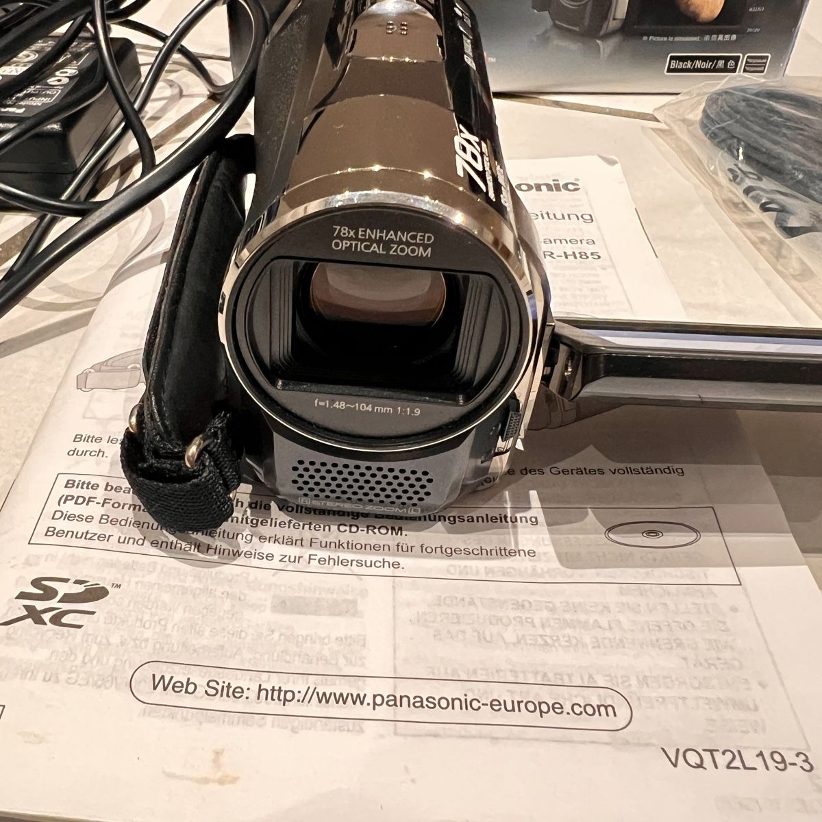 Panasonic Videocamere: Panasonic SDR-S50 Camcorder - – Usato da Unterkulm venduto da Sita013 4