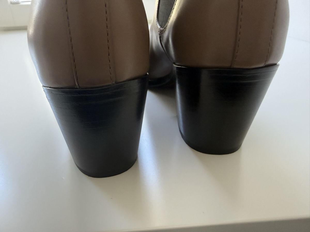 Tod'S Damenschuhe: Tods Stiefelette Gr.37.5 – Neu und originalverpackt aus Balzers von Lissi57 6