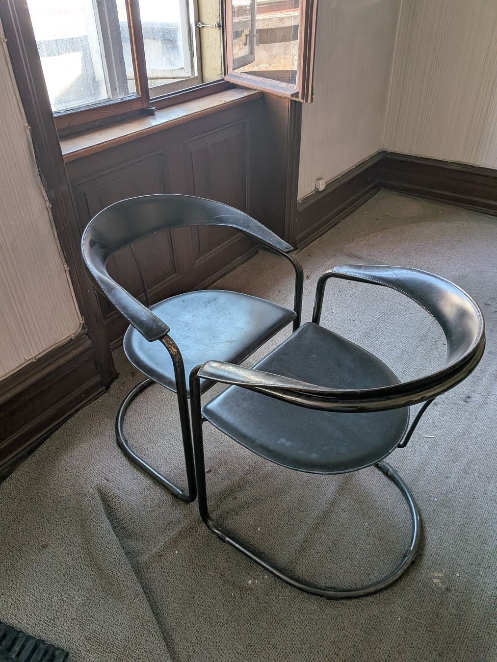 Sedie: 2x Freischwinger im. Bauhaus Style – Usato da basel venduto da sta.bile