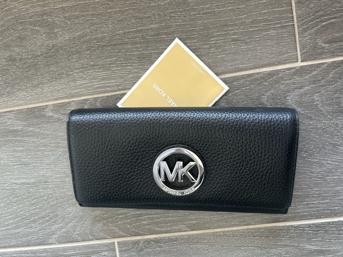 Michael Kors Portamonete: Portafoglio Michael Kors – Nuovo (secondo la descrizione) da Locarno venduto da Matic04 6