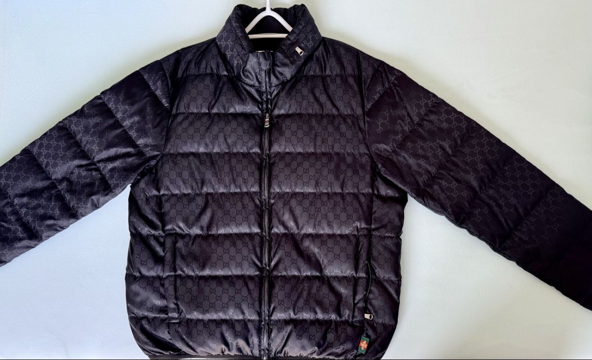 Gucci Vestes: Doudoune Monogram GUCCI (54) – Neuf (Voir description) à Marly par Nor_al3