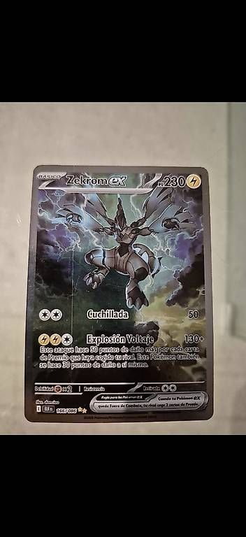 Cartes à collectionner: Pokemon Zekrom – Neuf avec emballage d'origine à Bussy-Chardonney par LudovicP