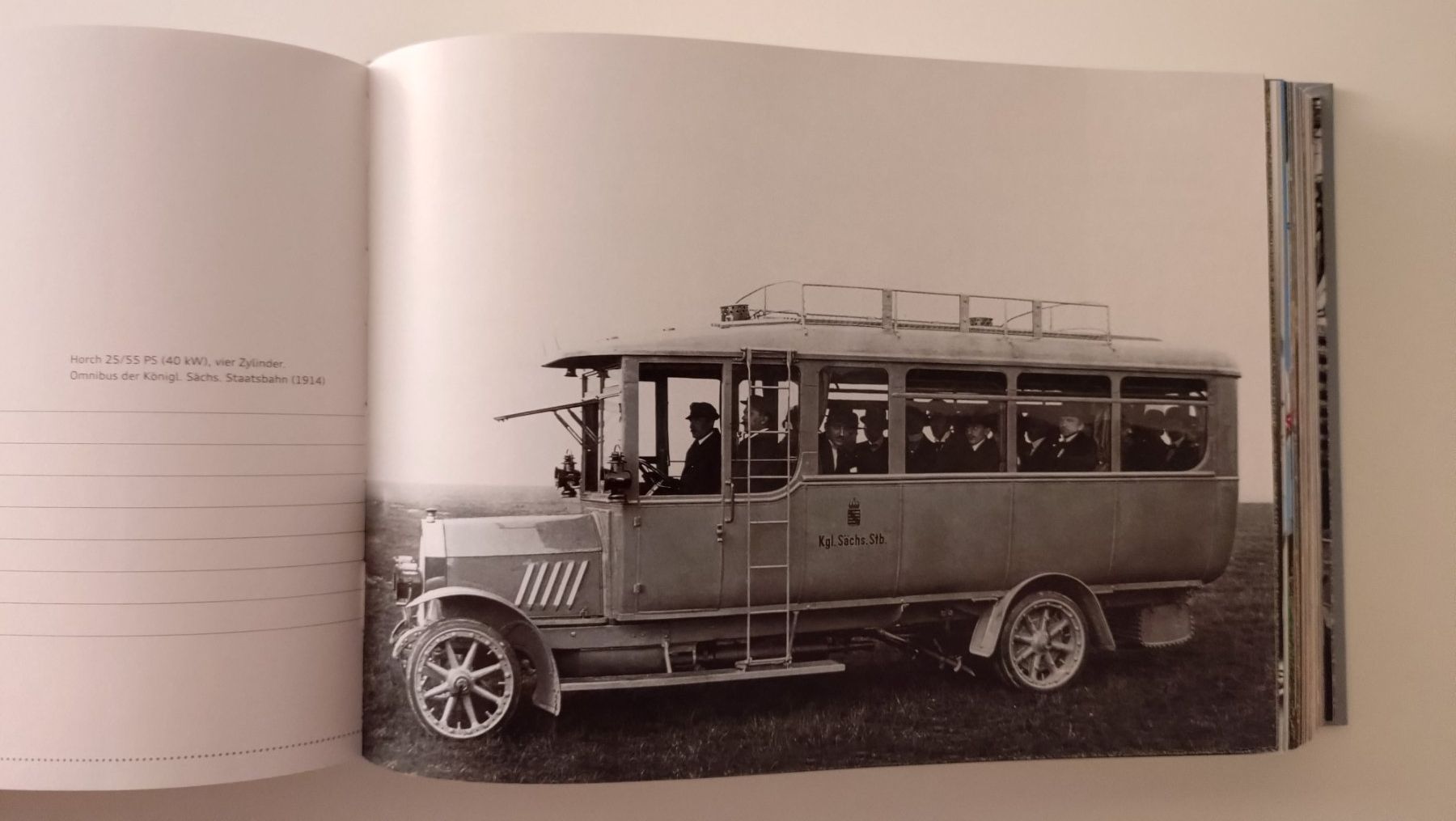 Zeitschriften & Magazine: AUDI - 365 Tage - Buch / Prospekt / Unikat – Neu (gemäss Beschreibung) aus Viganello von CARLiteratur 5