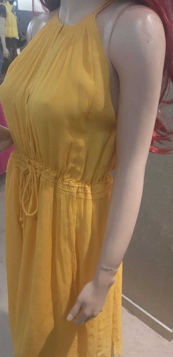 Vestiti: Midi Kleid  Gr.M – Nuovo e nell'imballaggio originale da Zürich venduto da Venecia25 3