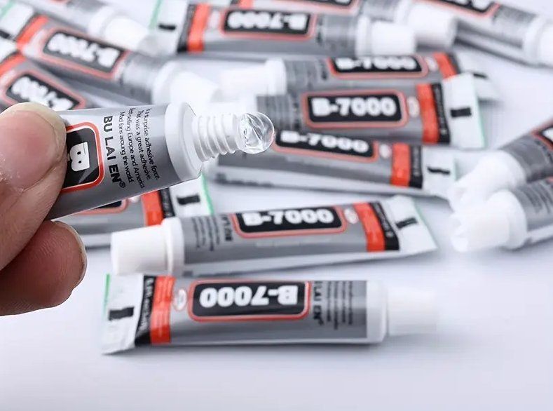 Sticker: 5 er-Set B7000 Superkleber - Wasserdichter & Halbflüssiger – Nuovo e nell'imballaggio originale da Stäfa venduto da a9uzel 1