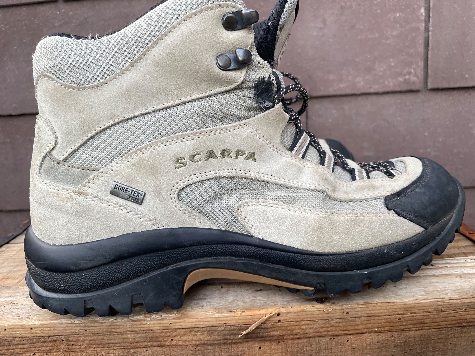 Scarpa Scarpe da donna: Scarpa Wanderschuhe, Top Zustand, Größe 39.5 – Usato da Luzern venduto da nilabintang 3