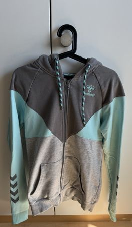 Hummel Kapuzenjacke, Grösse L
