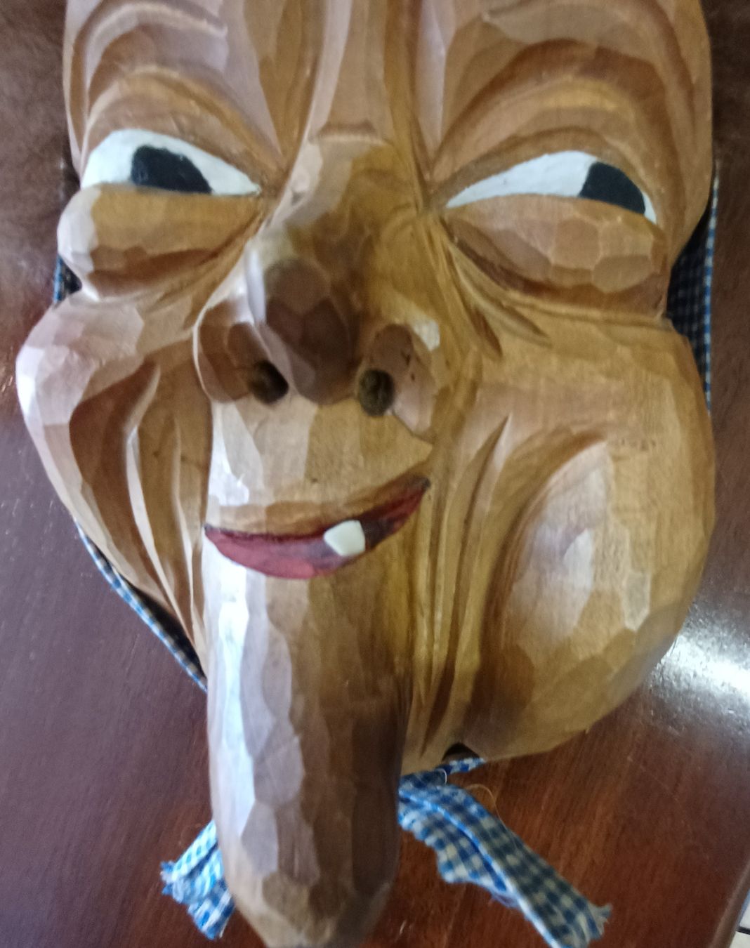 Maschere: Holzmaske schnitzerei – Usato da Merenschwand venduto da Brockinell 1