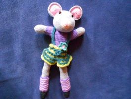 Maus Lili ca 30 cm Handarbeit