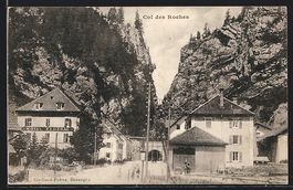 Col des Roches, Strassenpartie mit Hotel