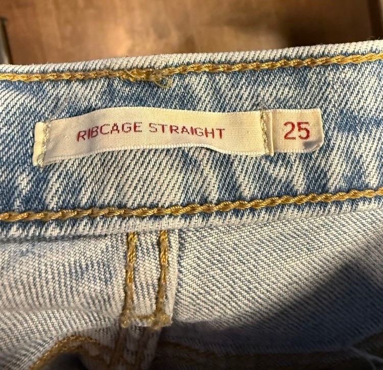 Levi's Jeans: Jeans Levis Ribcage Straight, 25 – Gebraucht aus Scharans von frischerwind 2