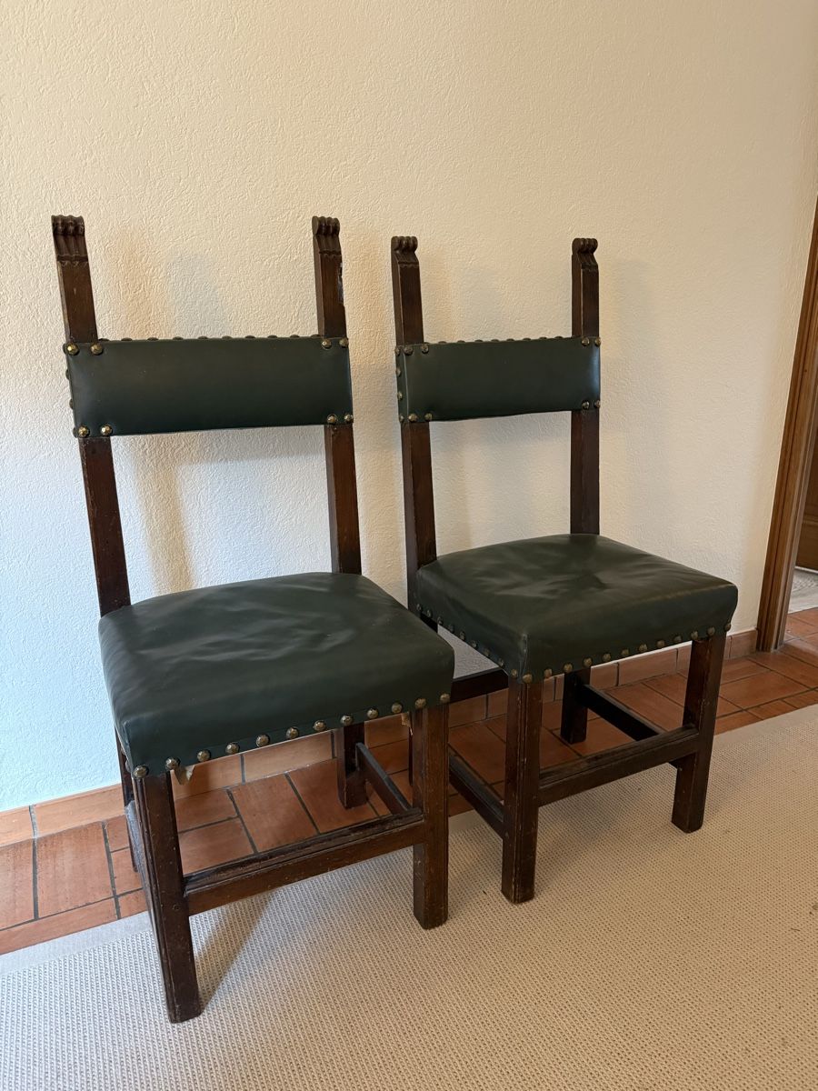 Chaises: Vintage Dark Wood Chairs – D'occasion à Zollikon par Wiesler50