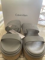 Sandales compensées Calvin Klein kaki neuves taille 41