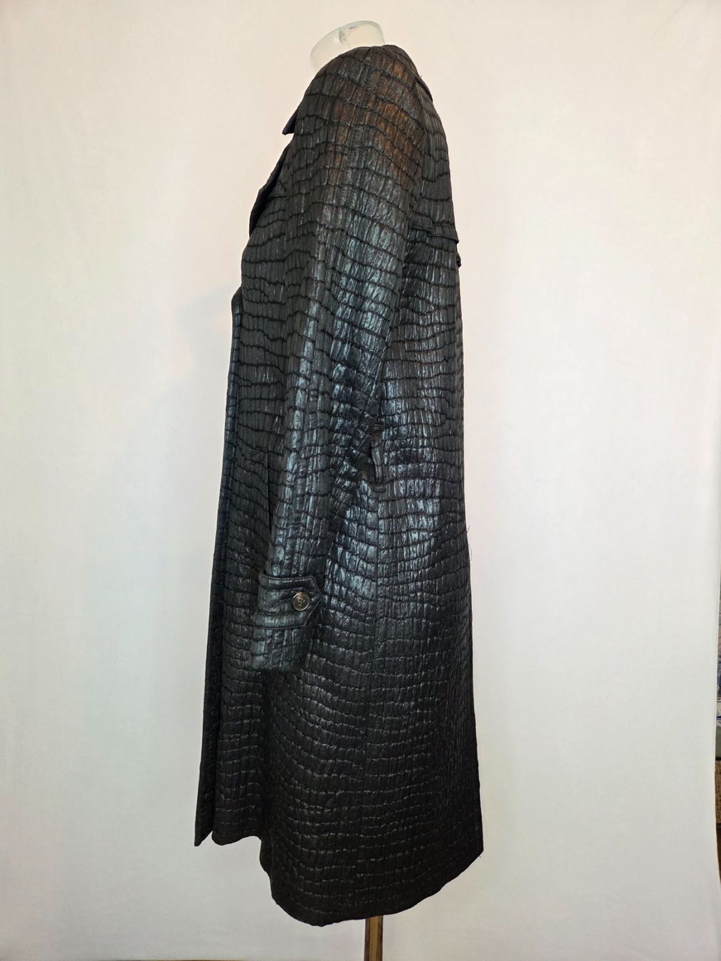 Dries Van Noten Cappotti: Dries Van Noten Mantel Croc Texture – Usato da Bern venduto da -Aniko- 2