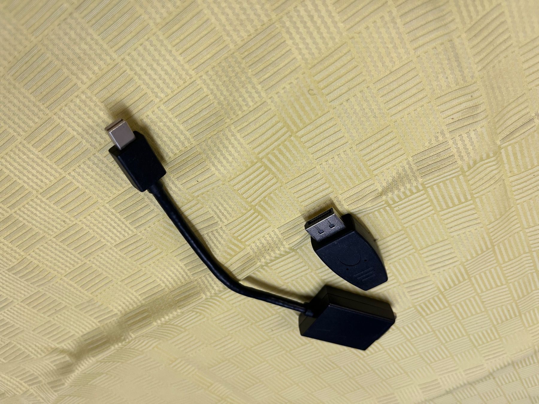 Laufwerke & Adapter: Diverse PC Laptop Adapter – Gebraucht aus Adliswil von Sphinx 2