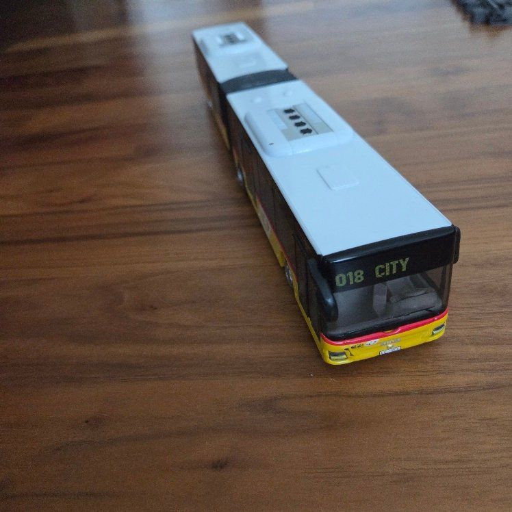 Modellini d'auto: Modellauto Postauto Linie 018 – Usato da Madetswil venduto da gru_zcr2