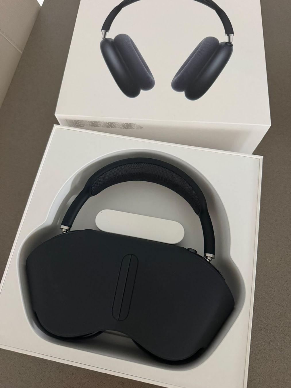 Apple Cuffie: APPLE AIRPODS MAX MIDNIGHT GEN. 1 – Nuovo (secondo la descrizione) da Kirchleerau venduto da erj_m9ys 1