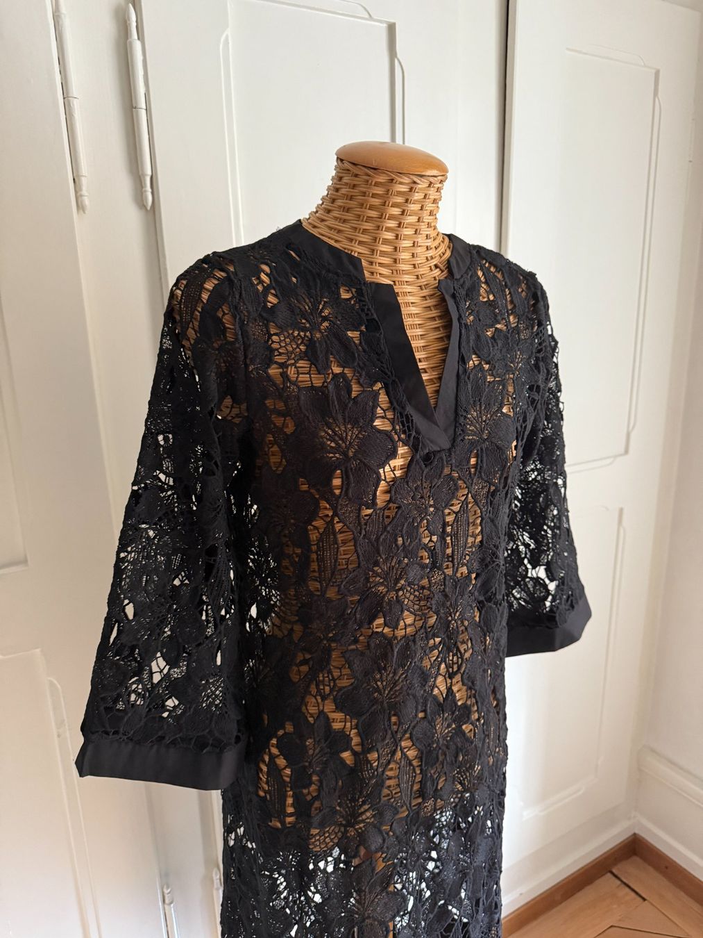 Kleider: Kleid schwarz mit Muster - S – Gebraucht aus Zürich von Diazaio 1