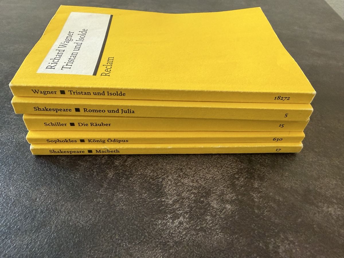 Libri: Diverse Reclam Bücher – Usato da Birmensdorf ZH venduto da JennyJey 2