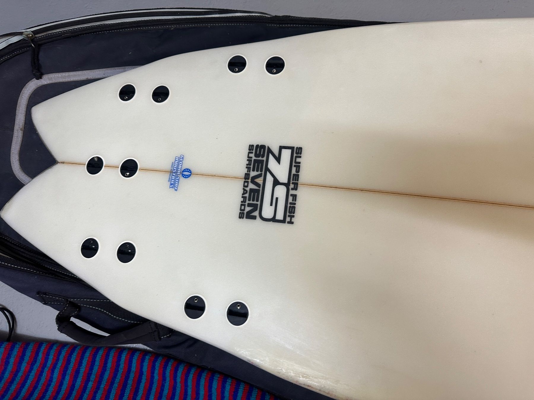 Surfboards & Schwimmbrette: Surfboard Superfish – Gebraucht aus Safenwil von Mlounge 1