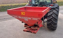 Düngerstreuer Rauch ZSA 580, bewährter Zweischeibenstreuer