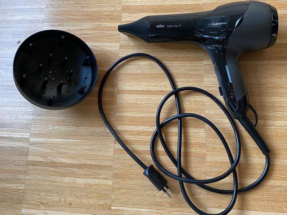 Haartrockner BRAUN Satin Hair HD785 + Diffusor Kaufen auf Ricardo