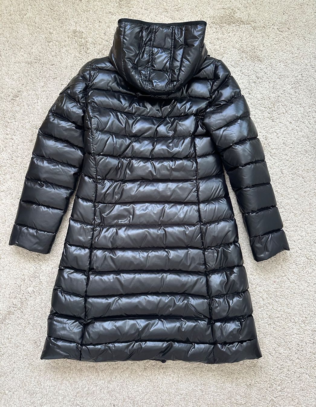 Moncler Mäntel: MONCLER CAPPOTTO PIUMINO – Gebraucht aus Pregassona von Reluxuryspace 1