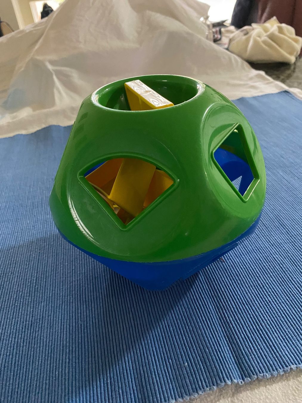 Jouets: Tupperware Shape- O Ball, Motorikball – D'occasion à Allenwinden par Obalu 3