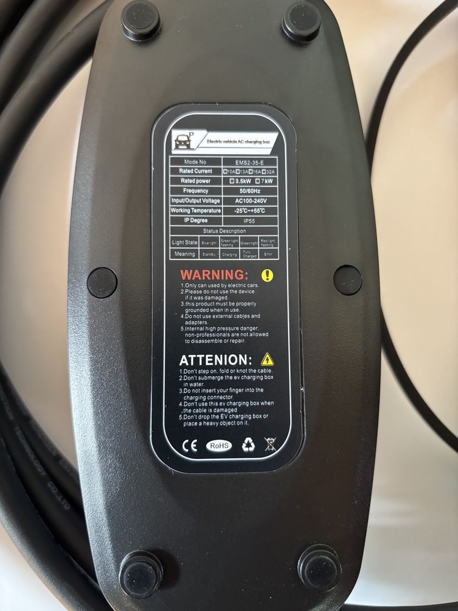 Chargeurs de batterie: Typ 2 Ladegerät mit Wandhalterung – Neuf avec emballage d'origine à Gretzenbach par leo_nmg6 4