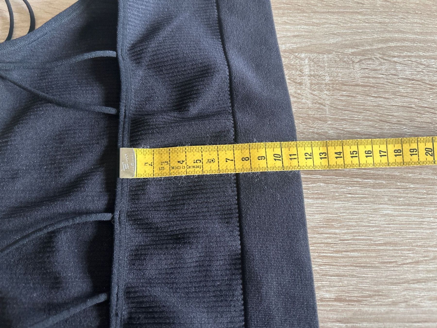 H&M Top: Bustier - Top schwarz Rippstrick von H&M Gr. S – Usato da Brunnen venduto da Nala2929 7