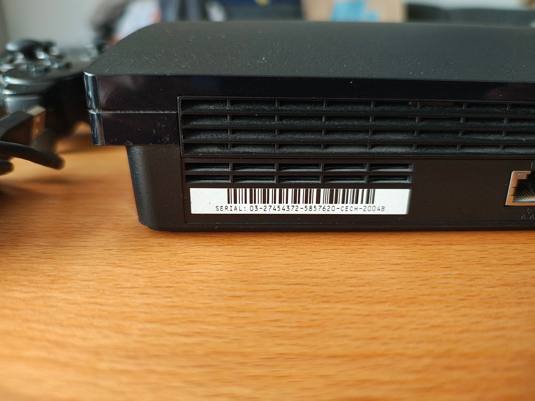 Sony Console: PlayStation 3 mit 13 Games und  2 Controller,Kamera – Usato da Zürich venduto da artsandstuff 4