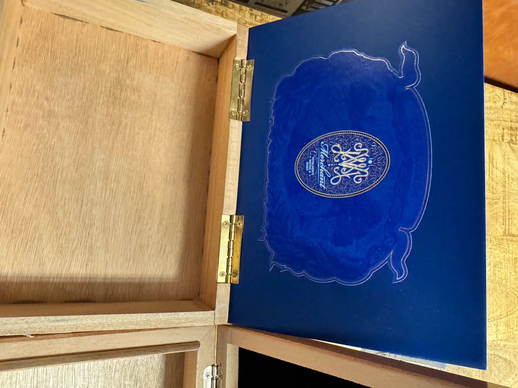 Sigari: Premium empty Cigar Boxes - set of three - Good condition – Usato da Seuzach venduto da Wolf936 6