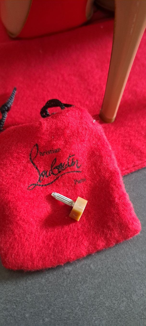 Christian Louboutin Scarpe da donna: Louboutin – Nuovo e nell'imballaggio originale da Savagnier venduto da deb_vtc7 4