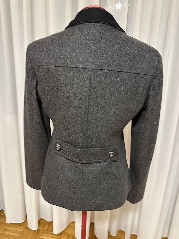 Jacken: Jacke – Gebraucht aus Dübendorf von Martha06 2