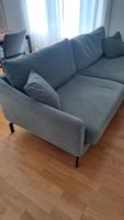 Olivgrünes Sofa