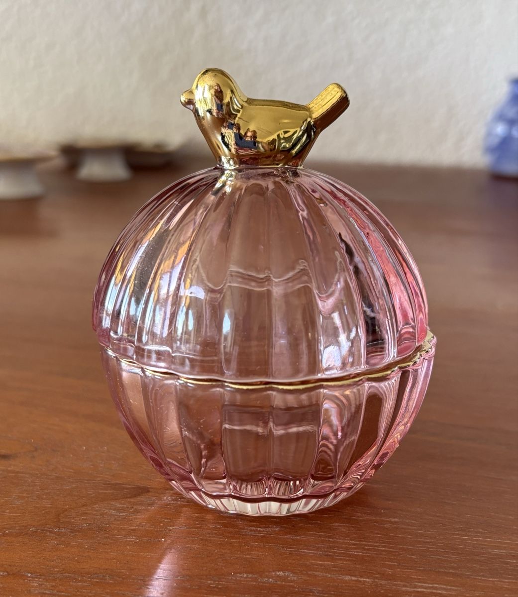 Tutte le decorazioni: Glas Dose mit Vogel goldfarben Rosa gerippt – Usato da Suhr venduto da an-na.