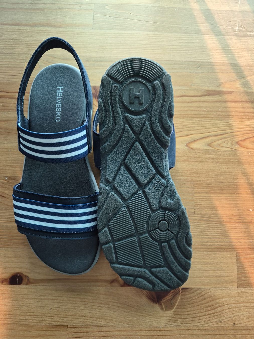 Helvesko Damenschuhe: helvesko Sandalen 39 – Gebraucht aus Adlikon b.Regensdf von che_xxb9 1