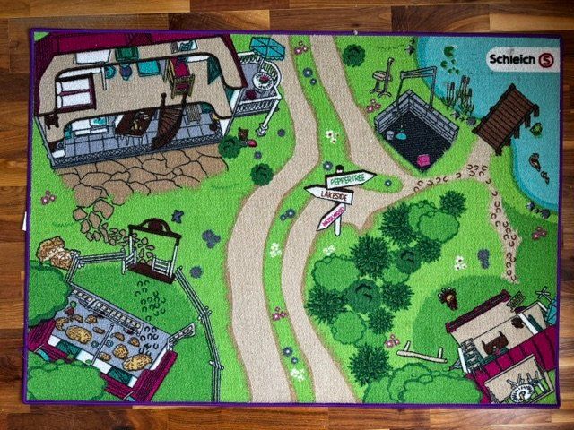 Schleich Spielmatte: Schleich Spielteppich 130 x 92cm – Gebraucht aus Obfelden von Poepjes