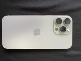 iPhone 16 Pro Max – 256 Go – Très bon état