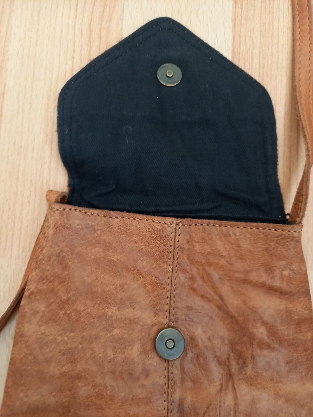 Borse da donna: Leder Umhängetasche – Usato da Kreuzlingen venduto da ng3 1