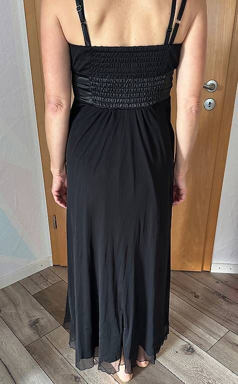 Vestiti: schwarzes Abendkleid / Galakleid mit Brosche, Gr. 36/S – Usato da Kaltbrunn venduto da Eagle76 2